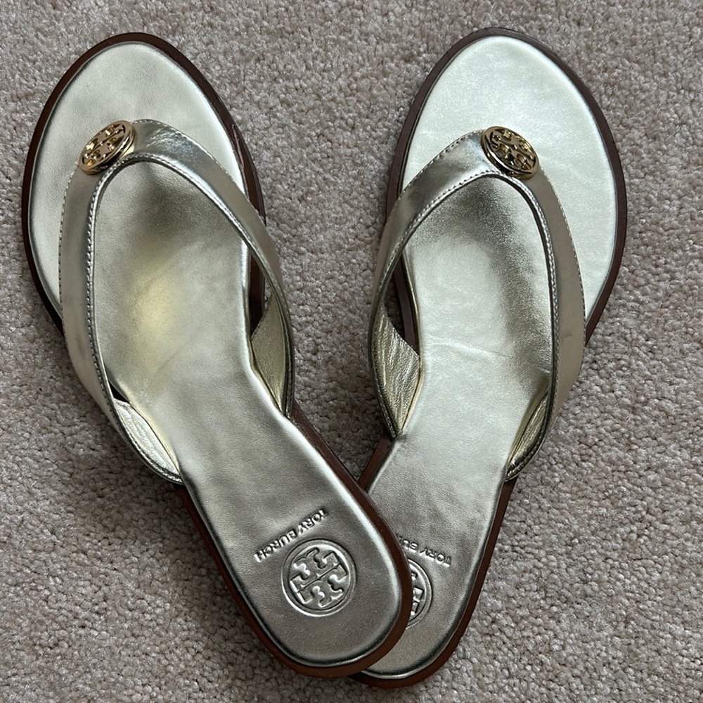 Tory Burch gold sandal size 7